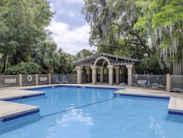 Charming 2 Bedroom Vacation Villa in Hilton Head Close to Beach