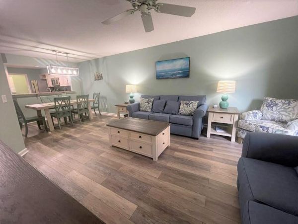 Charming 2 Bedroom Vacation Villa in Hilton Head Close to Beach