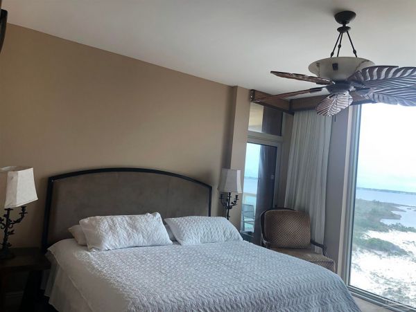 Value Beachfront Pensacola Condo