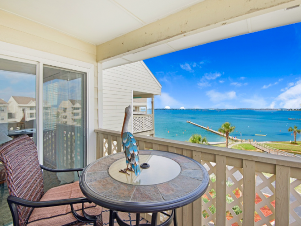 Two Bedroom Condo across the Street from the Gulf of Mexico