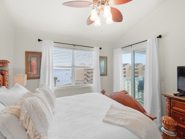 Two Bedroom Condo across the Street from the Gulf of Mexico