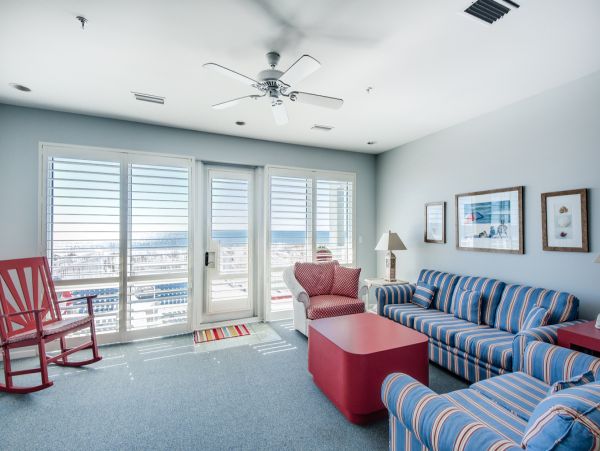 Stunning Gulf-Front 4-Bedroom Condo with Beach Views and Spacious Layout