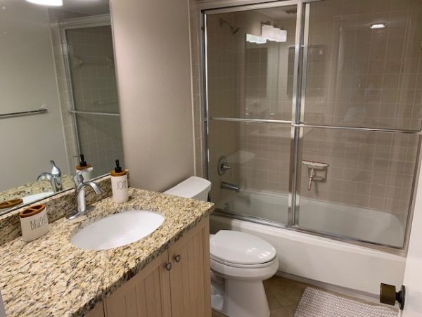 Oceanfront 2 Bedroom Vacation Condo in Marco Island