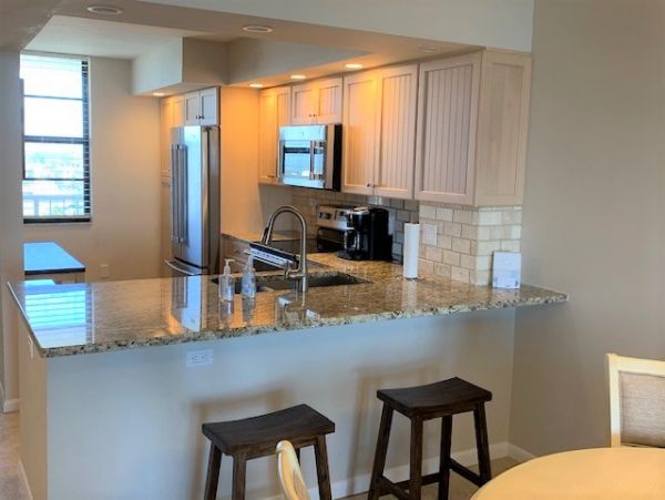 Oceanfront 2 Bedroom Vacation Condo in Marco Island