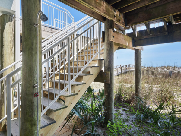 Pensacola Three Bedroom Beachfront Sleeps 14