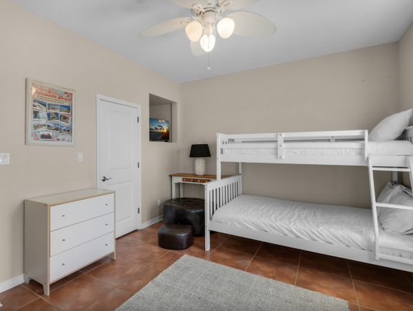 Pensacola Beach Amazing Vacation Residence 4 Bedrooms Sleeps 12