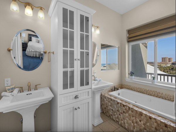 Pensacola Beach Amazing Vacation Residence 4 Bedrooms Sleeps 12