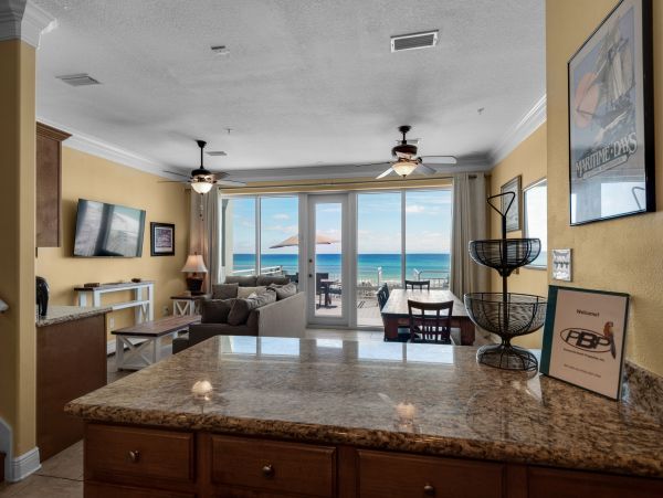 Beachfront Luxury: Stunning 4-Bedroom, 3-Bath Condo with Breathtaking Gulf Views
