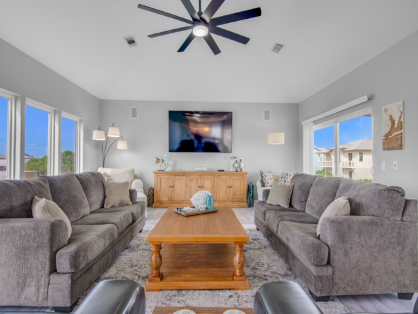 Four Bedroom-2 baths home with spectacular gulf views 2 blocks to the beach