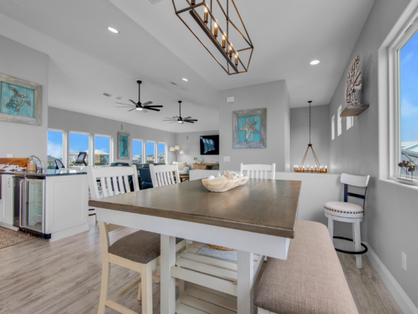Four Bedroom-2 baths home with spectacular gulf views 2 blocks to the beach