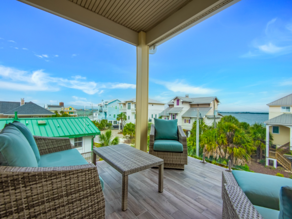 Four Bedroom-2 baths home with spectacular gulf views 2 blocks to the beach