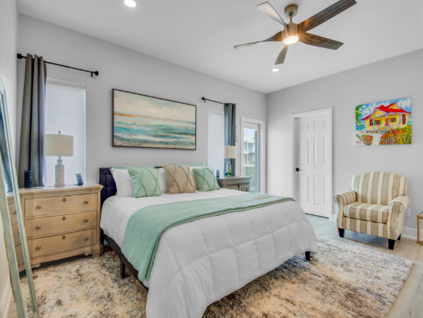 Four Bedroom-2 baths home with spectacular gulf views 2 blocks to the beach
