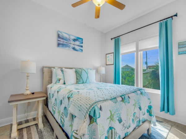 Four Bedroom-2 baths home with spectacular gulf views 2 blocks to the beach