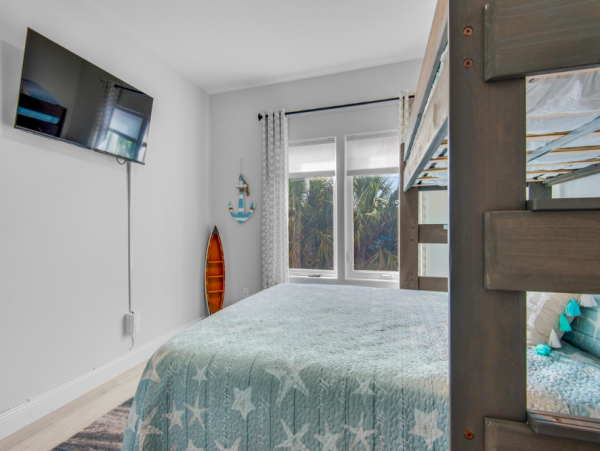 Four Bedroom-2 baths home with spectacular gulf views 2 blocks to the beach