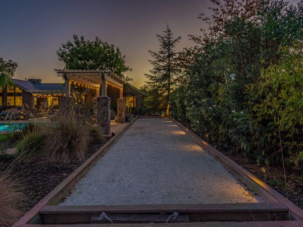 Spacious Four Bedroom Home with Private Pool & Spa