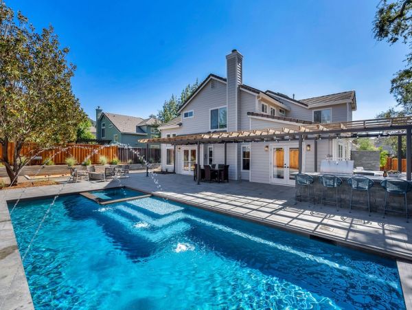 Luxury 4 Bedroom Vacation Rental in Sonoma