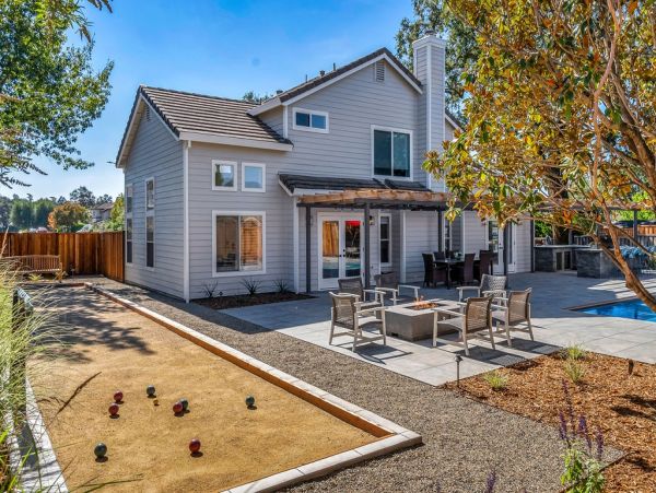 Luxury 4 Bedroom Vacation Rental in Sonoma
