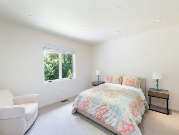 Modern Four Bedroom Vacation Pool Home