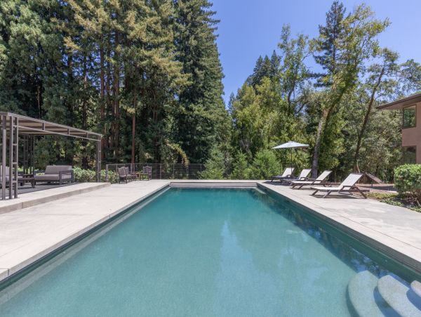 Modern Four Bedroom Vacation Pool Home