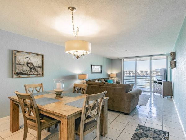 Beautifully Remodeled Luxury Vacation Condo