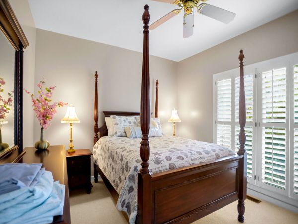Waterfront Charming 4 Bedroom Vacation Home in Lake Norman