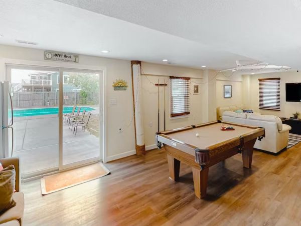 4 Bedroom Vacation Home in Virginia Beach Close to Beach