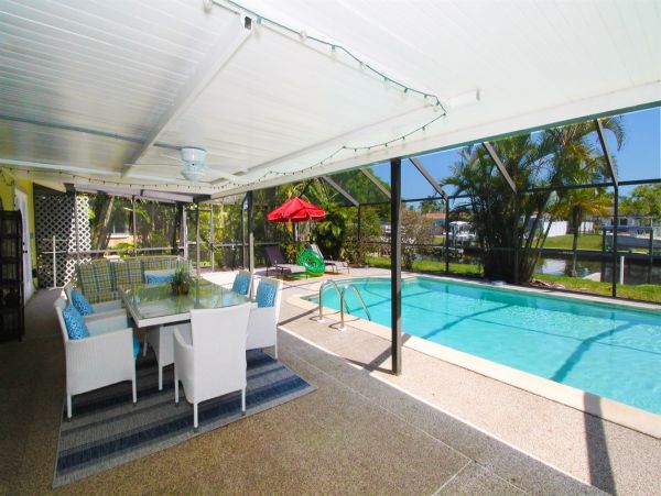 Cape Coral Vacation Home Three Bedroom