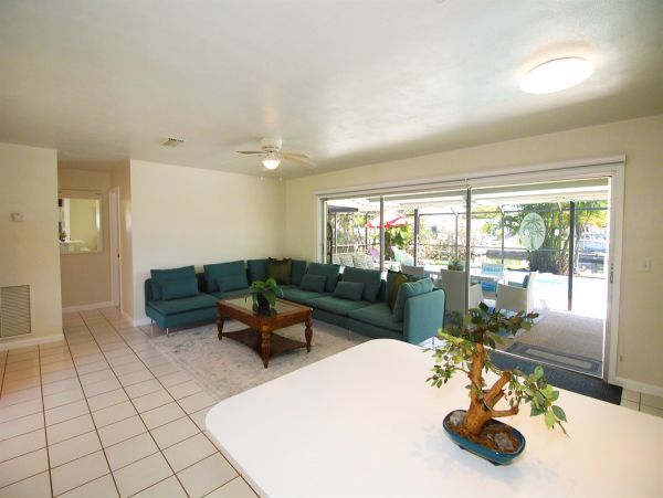 Cape Coral Vacation Home Three Bedroom