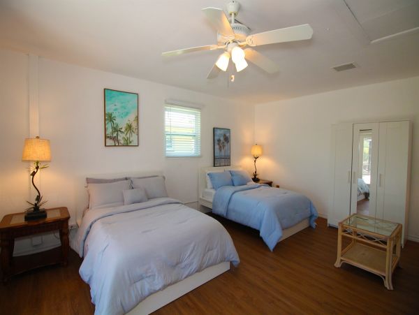 Cape Coral Vacation Home Three Bedroom