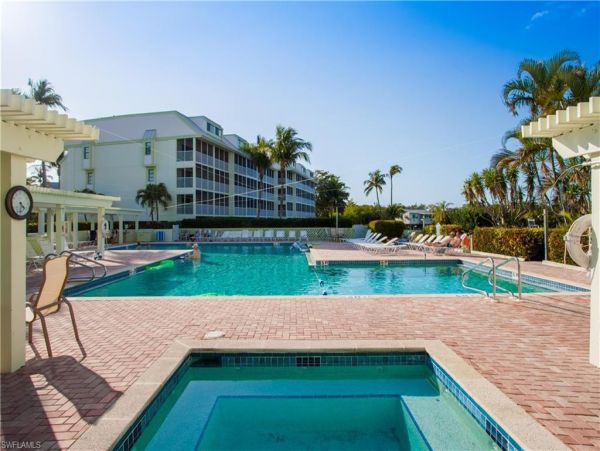 One Bedroom Vacation Rental in Captiva with Beautiful Views