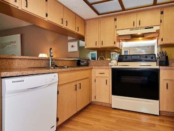Redington Shores Vacation Condo Two Bedroom Gulf Front