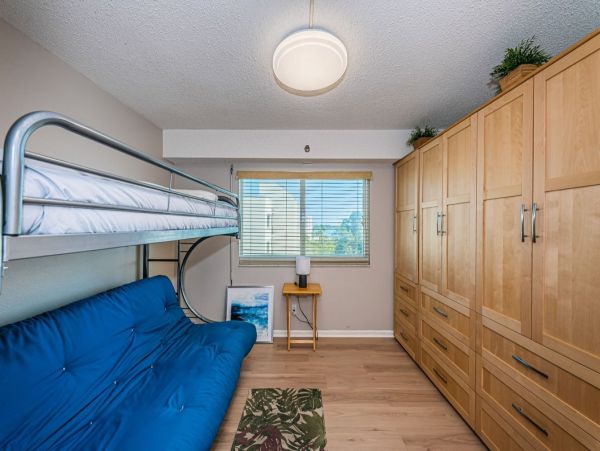 Indian Shores Beachfront Condo Views of the Gulf of Mexico