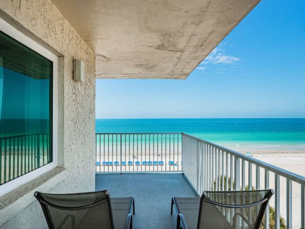 Indian Shores Beachfront Condo Views of the Gulf of Mexico