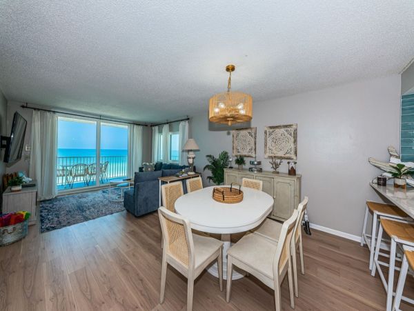 Indian Shores Beachfront Condo Views of the Gulf of Mexico