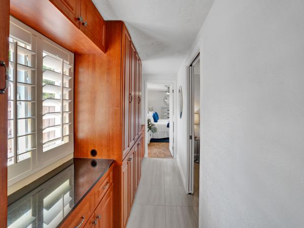 Beautiful Hollywood Beach 5 Bedroom Pool Home
