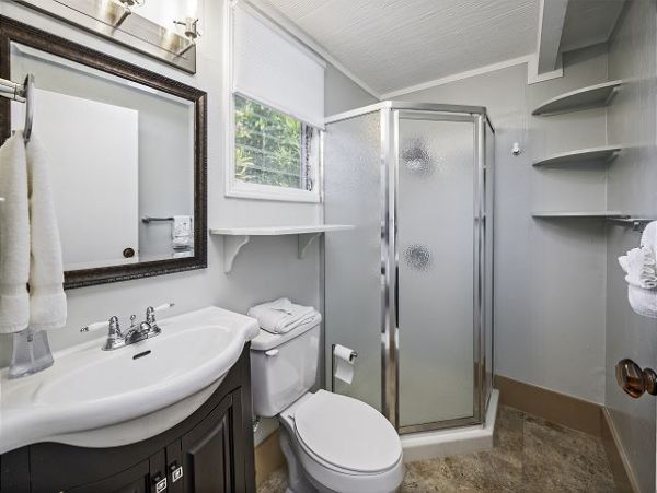 Fabulous Private Residence with Pool/Spa and Great Location