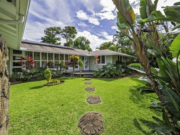 Fabulous Private Residence with Pool/Spa and Great Location