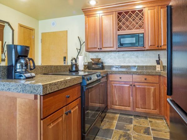 Vail Vacation Condo Two Bedroom Mountain Views