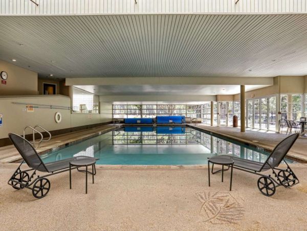 Vail Vacation Condo Two Bedroom Mountain Views