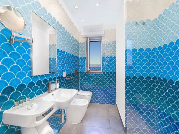 Oceanfront Sorrento Vacation Home Four Bedroom