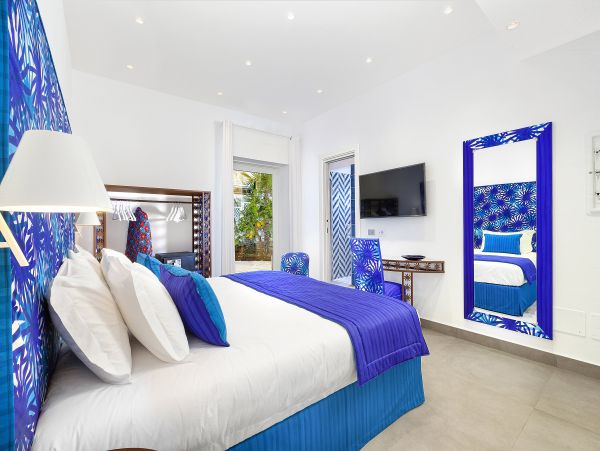 Oceanfront Sorrento Vacation Home Four Bedroom