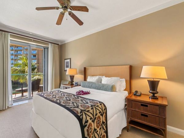 Kaanapali Vacation Condo Five Bedroom Oceanfront