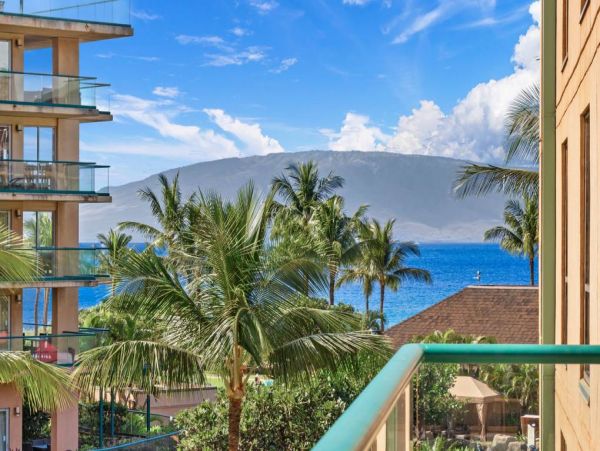 Kaanapali Vacation Condo Five Bedroom Oceanfront