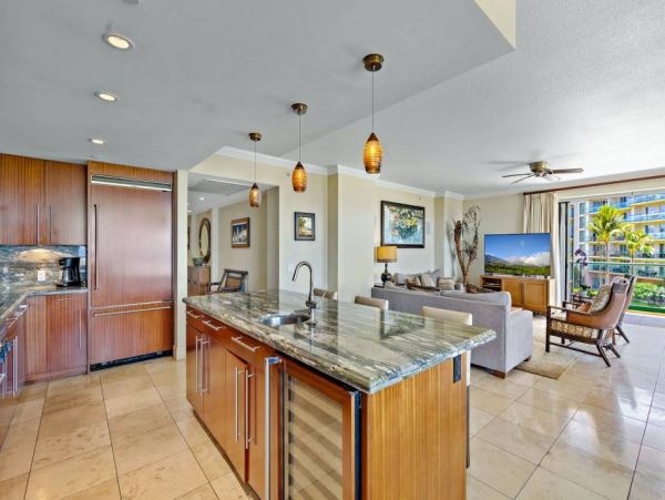 Kaanapali Vacation Condo Five Bedroom Oceanfront