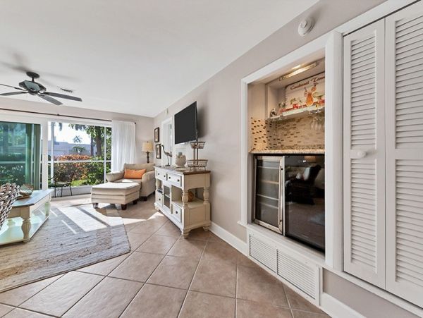 Lido Key Condo 1057860