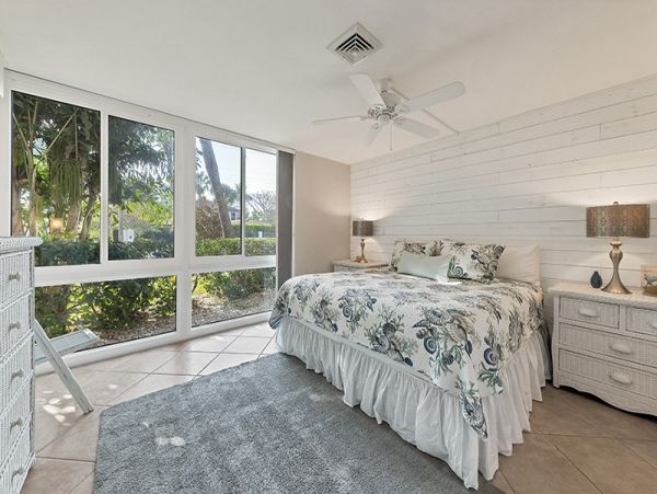 Lido Key Condo 1057860