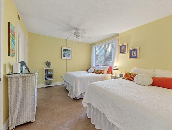 Lido Key Condo 1057860