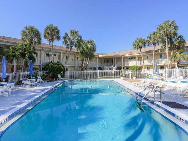 Lido Key Condo 1057860