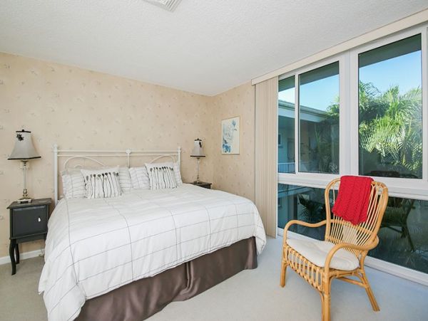 Lido Key Condo 1057862
