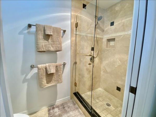 Longboat Key 2 Bedroom Bayside Condo